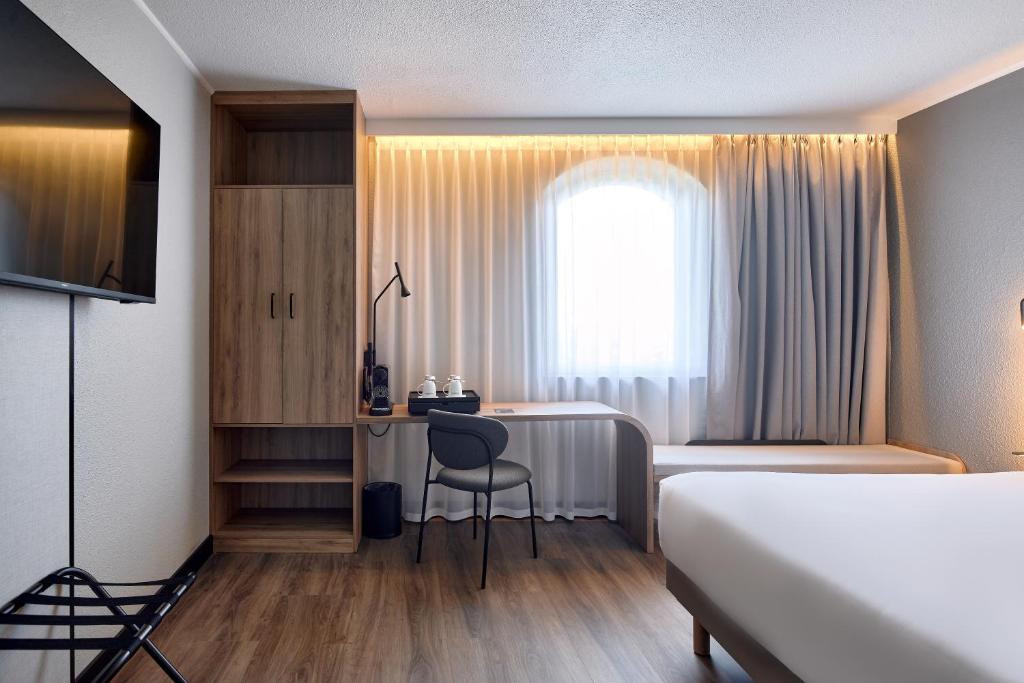 CAMPANILE PRIME Krakow Old Town - Resim 39