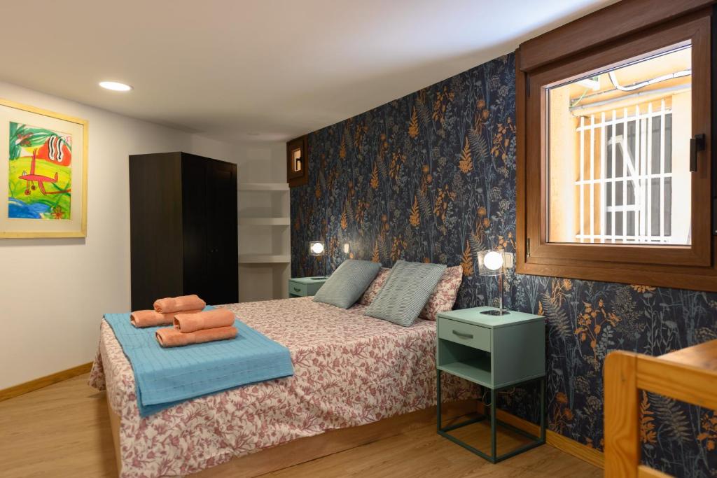 Dúplex Moderno con 2 Dormitorios, Cocina Equipada Confort y Estilo Temporal CAÑ220