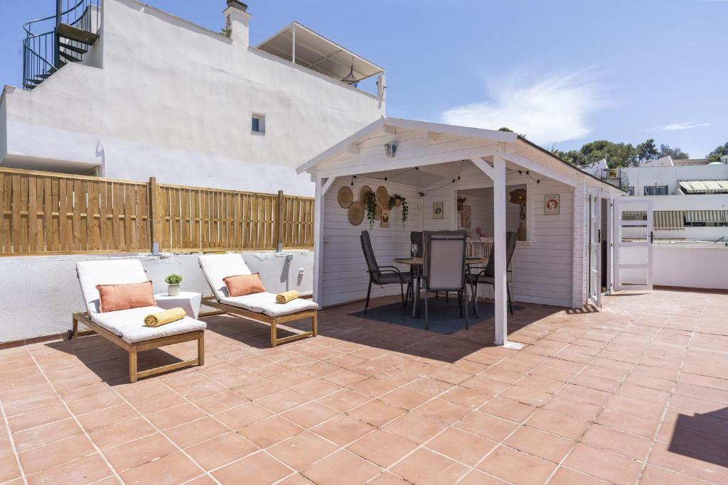 Rooftop Torrequebrada Holiday Apartment