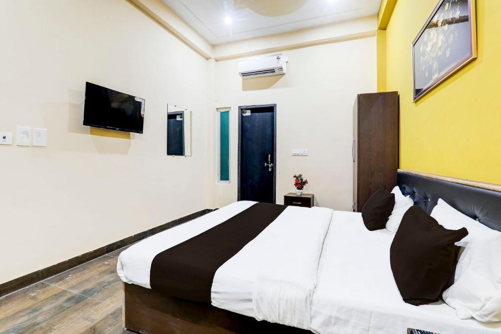 Μια τηλεόραση ή/και κέντρο ψυχαγωγίας στο Super Hotel O Arjun Ganj