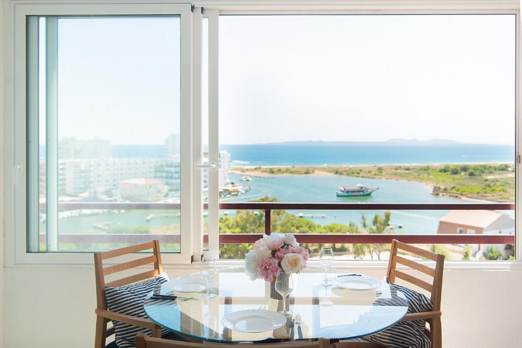 WELCS ESTUDIO 275 EMP con vistas al mar