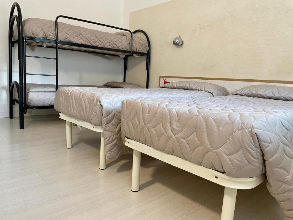 Hotel Giardino - Habitación Cuádruple Con Baño Privado