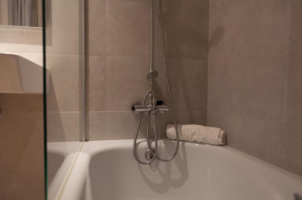 Koupelna v ubytování Hostal Bcn 46