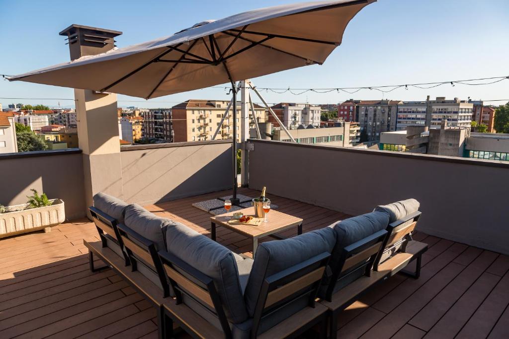 Navigli Suite Panoramica Terrazzo Free Parking AC Wifi