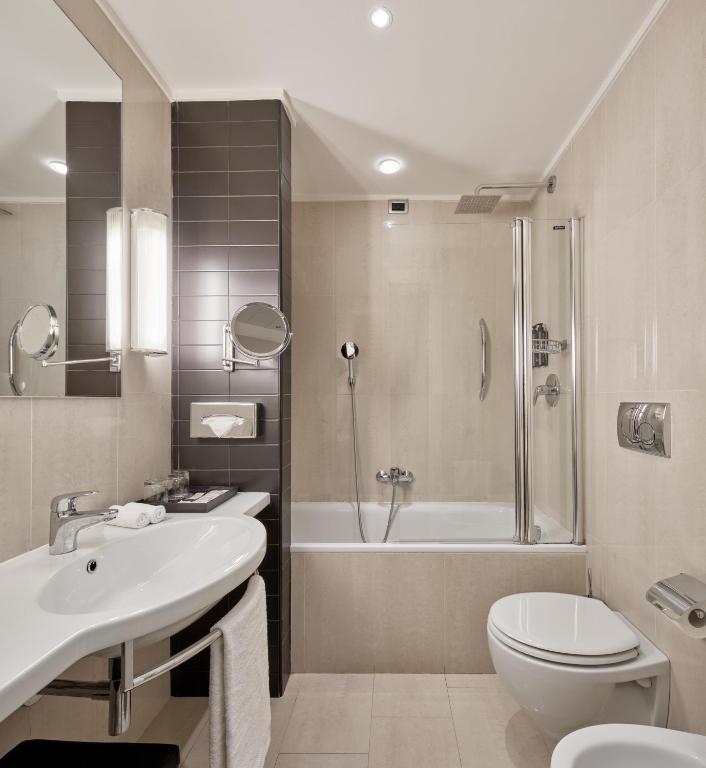 
Deluxe Twin Room with Sofa bed
