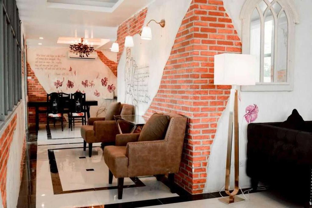 Dancenter Sukhumvit 107 Bangkok Hotel - Resim 10