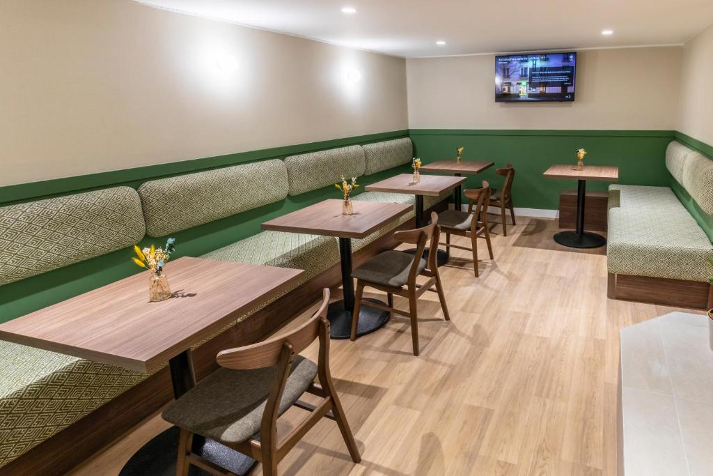 Ibis Styles Paris Jardin de la Villette - Rénové en 2025 - Resim 33