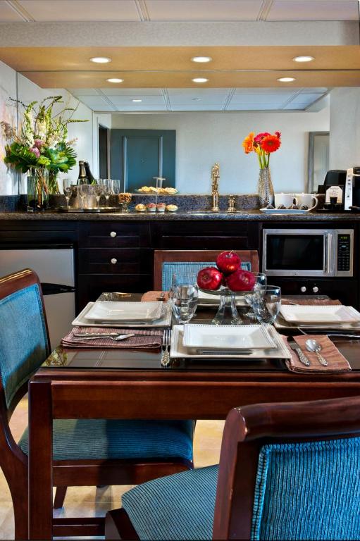 Crowne Plaza Hotel Portland-Downtown Convention Center, an IHG Hotel - 