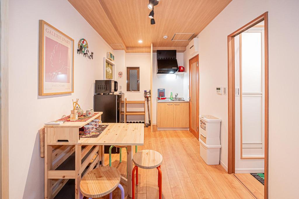 2 min walking distance to station cozy room in central tokyo