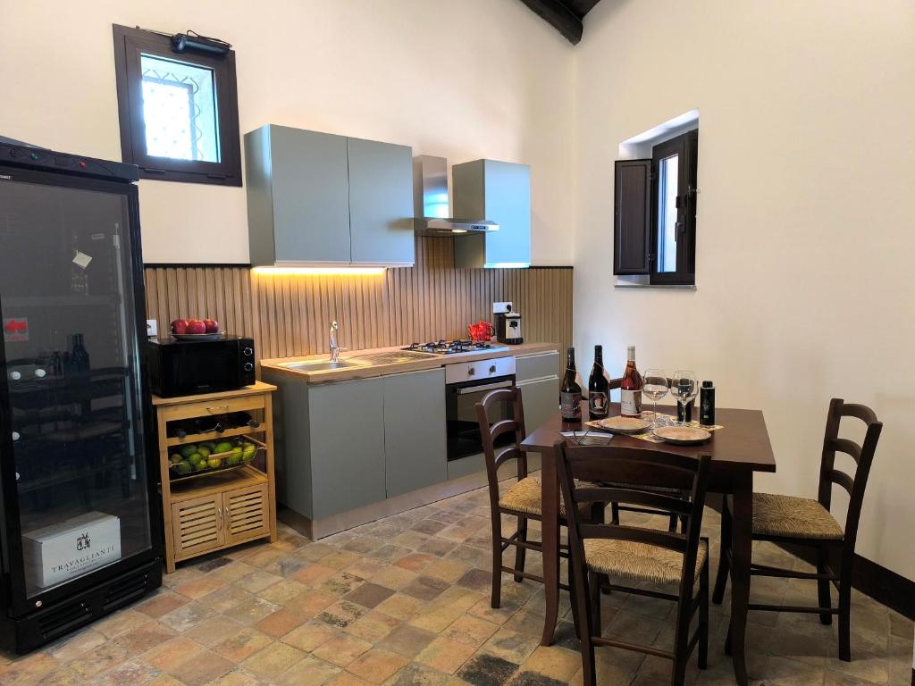 Agriturismo Travaglianti Alloggio Etna - Double Room With Private Bathroom