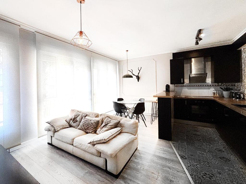 Køkken eller tekøkken på Luxury San Prudencio Vitoria