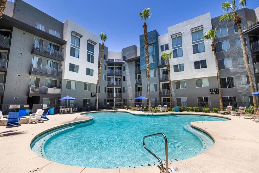 Πισίνα στο ή κοντά στο ASU-Tempe Apartments by Landing