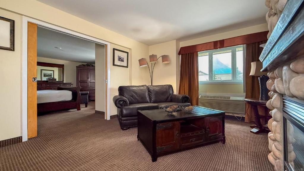 Canmore Inn & Suites - Resim 45