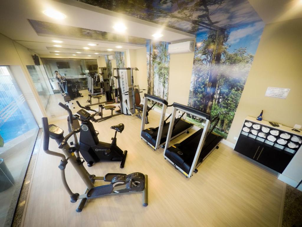 Fitness centrum a/nebo fitness zařízení v ubytování Hotel Thomasi Express