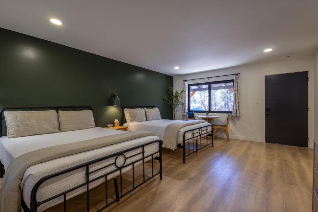 TimberLodge Inn - Suite Con Cama Grande - Se Admiten Mascotas