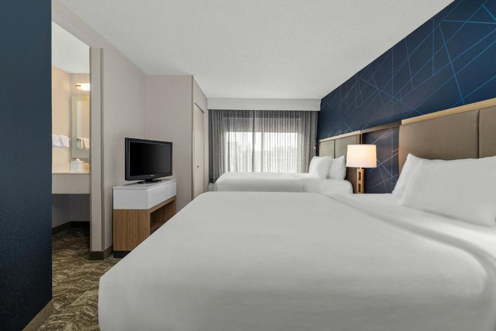 SpringHill Suites Minneapolis West St. Louis Park - Dos Camas Queen Con Sofá Cama
