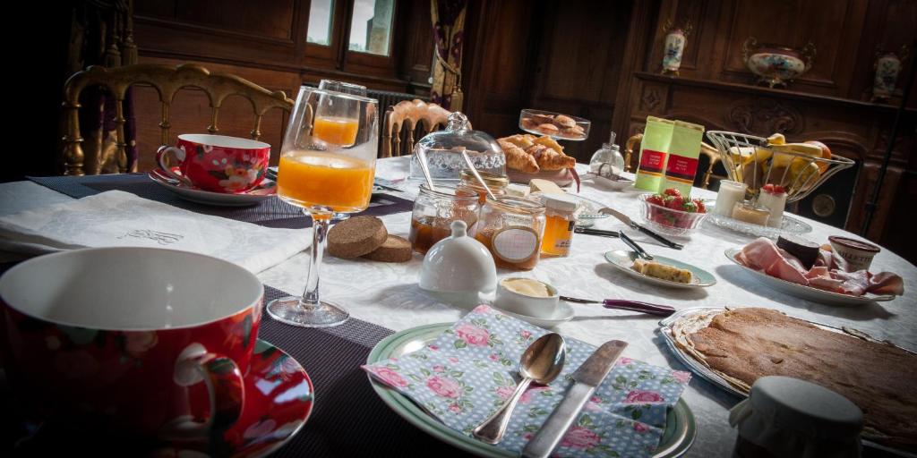 Hotel Particulier Le Mercier De Montigny Une Nuit Sur Les Remparts Fougeres Updated 21 Prices