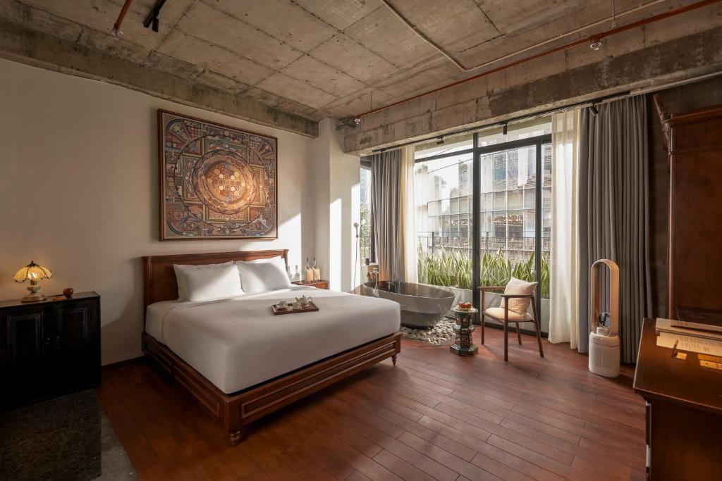 Artist Haven Room (City View)