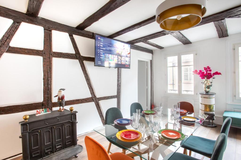 Newly renovated apartment - historical center – photo 32