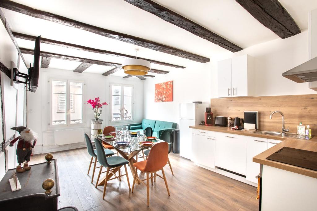 Newly renovated apartment - historical center – photo 4