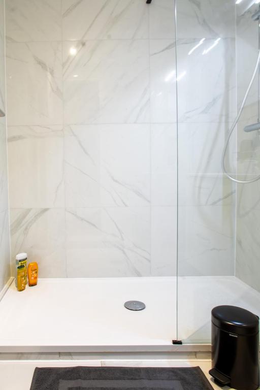 Newly renovated apartment - historical center – photo 46