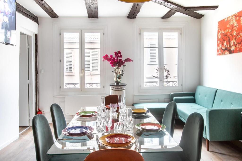 Newly renovated apartment - historical center – photo 1