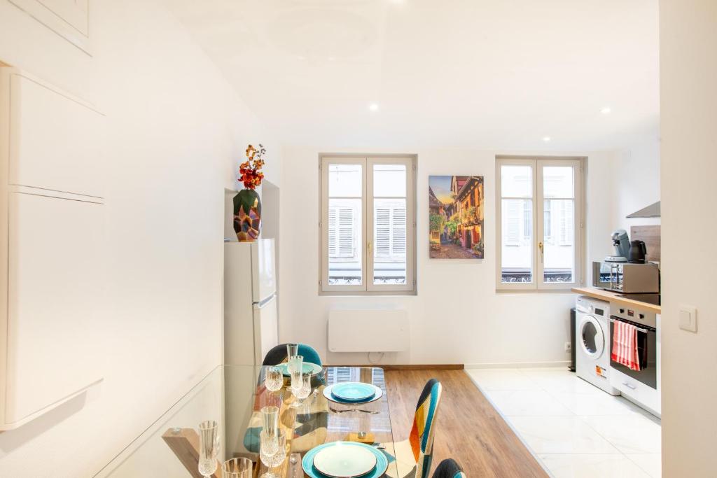 Newly renovated apartment - historical center – photo 14