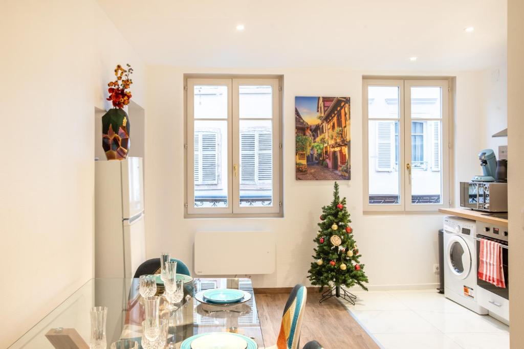 Newly renovated apartment - historical center – photo 17