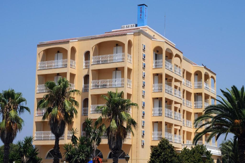 Budova, kde se hotel nachází
