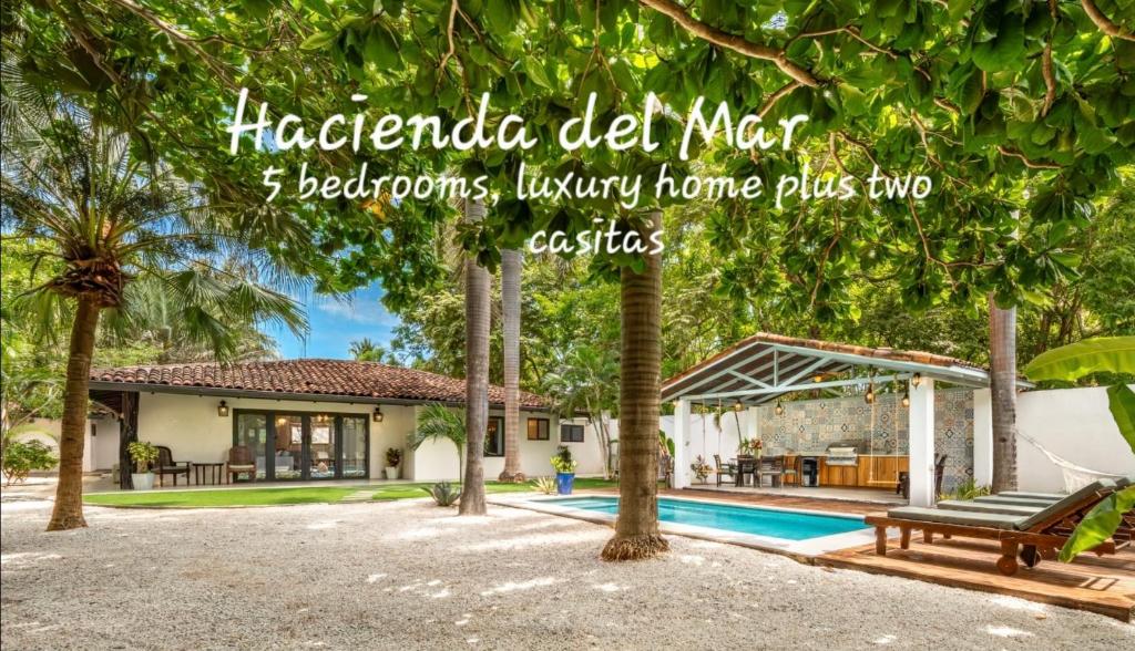 Main Villa plus 2 casitas, 5 BR, POOL, canaba w grill, Тамариндо ...