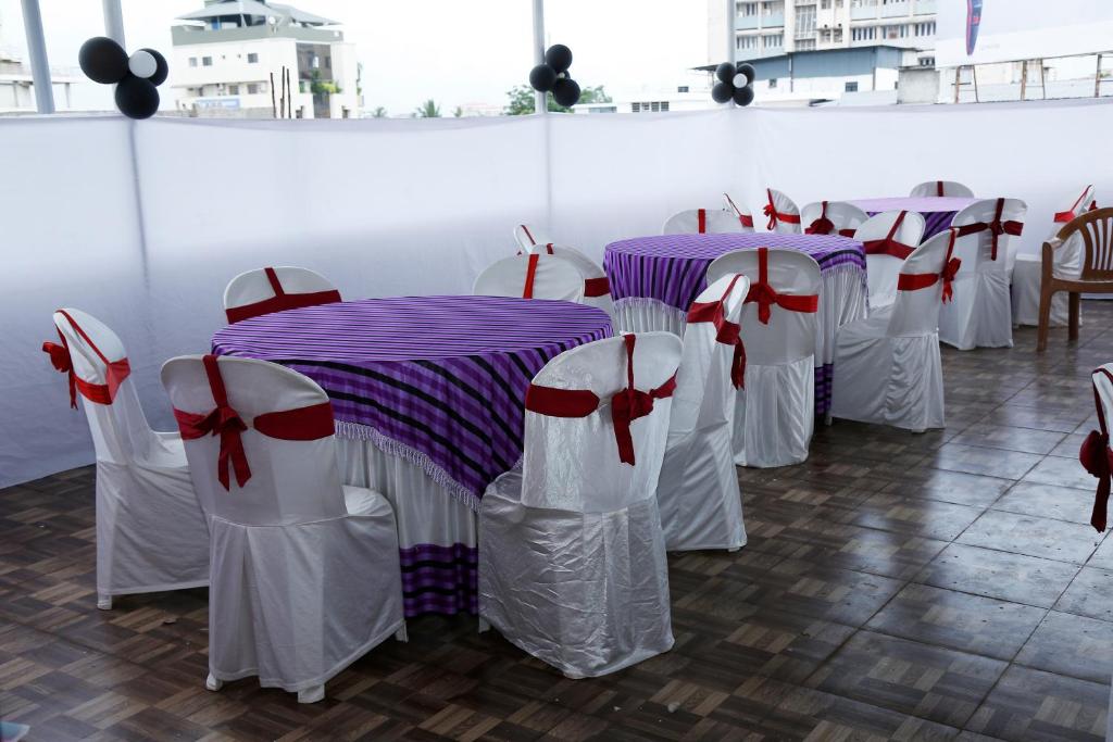 Restaurace v ubytování Hotel Kochi Caprice