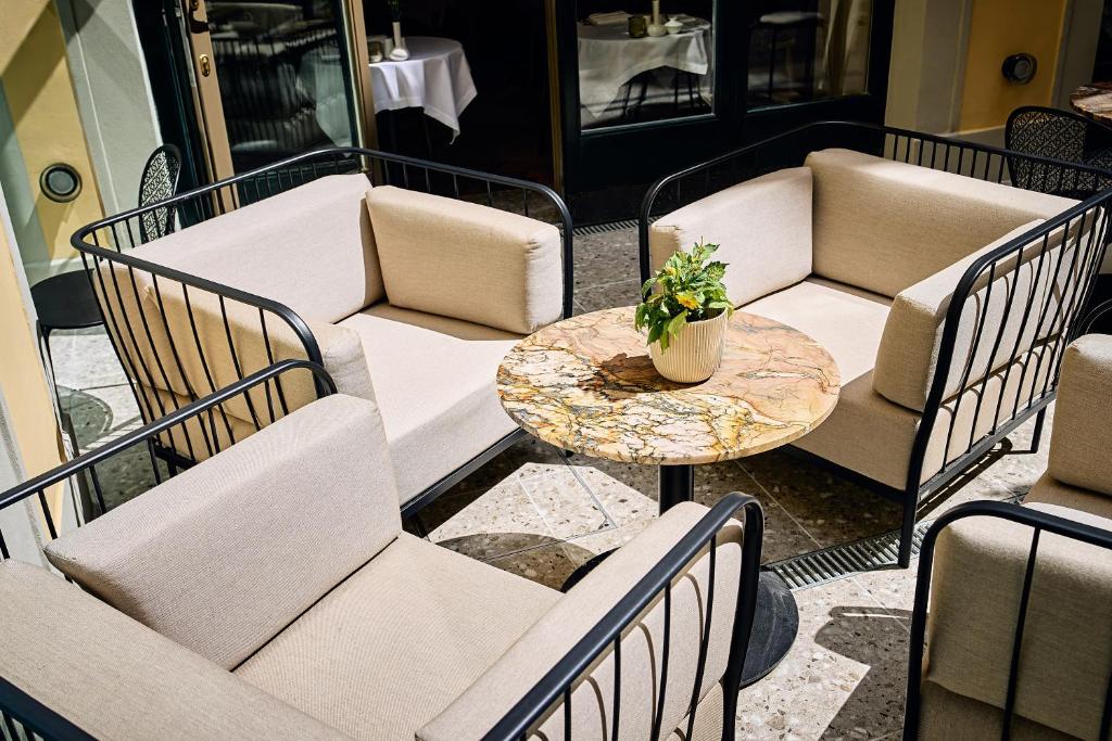 Hotel Palais Mailberger Hof - Resim 5