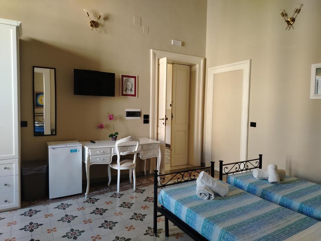 Palazzo Castellano - 15