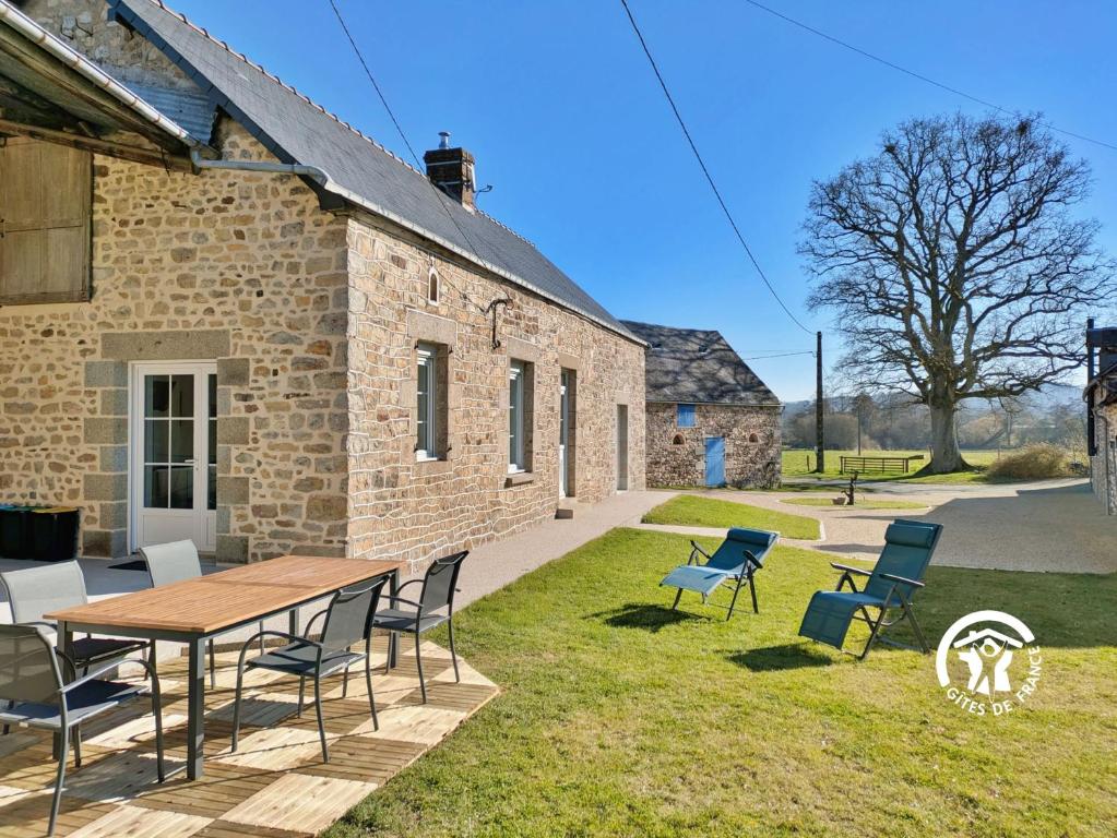 Gîte du Vieux Chêne, jusqu'à 5 personnes, Le Ribay (updated prices 2026)