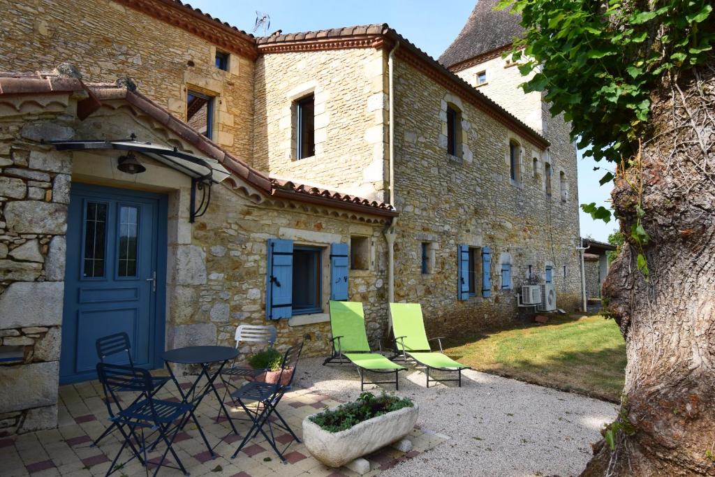 Photo de la galerie de l'établissement Domaine du Mayne - La Ferme - Clévacances 3 clés, à Blanquefort-sur-Briolance