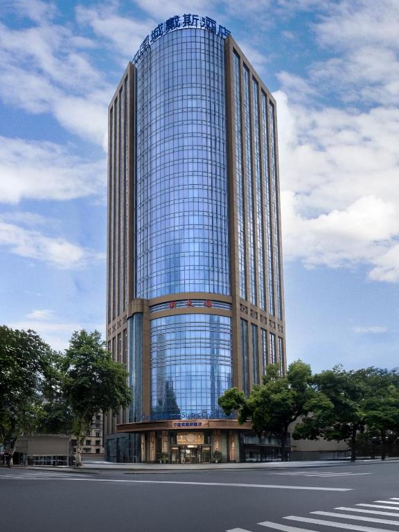 飯店所在的建築
