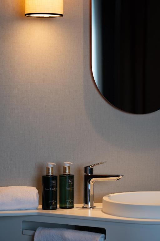 Hotel Oceania Lyon - Resim 7