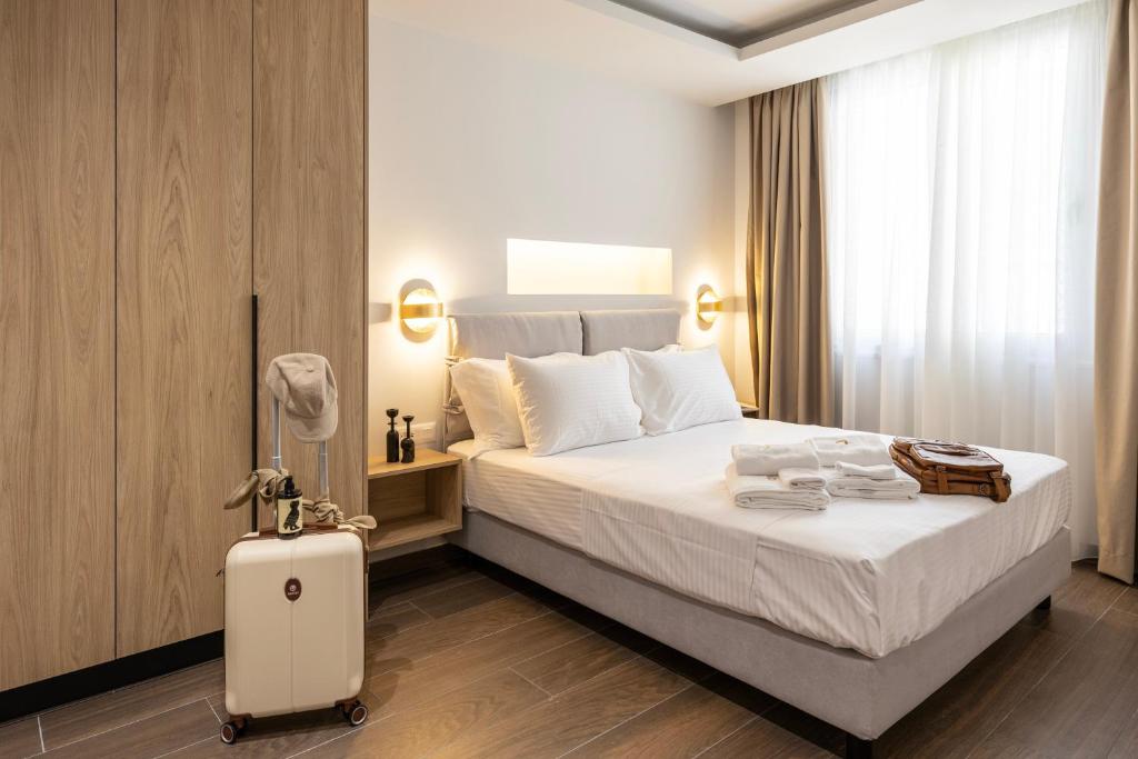 DOMIOS Suites Athens - Resim 42