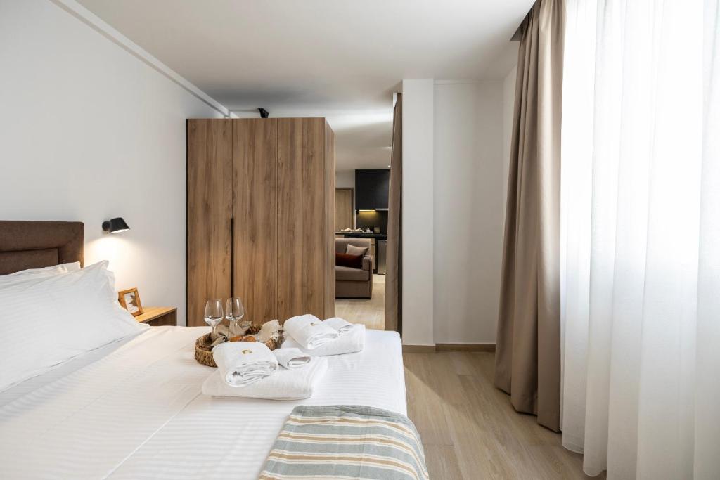 DOMIOS Suites Athens - Resim 34