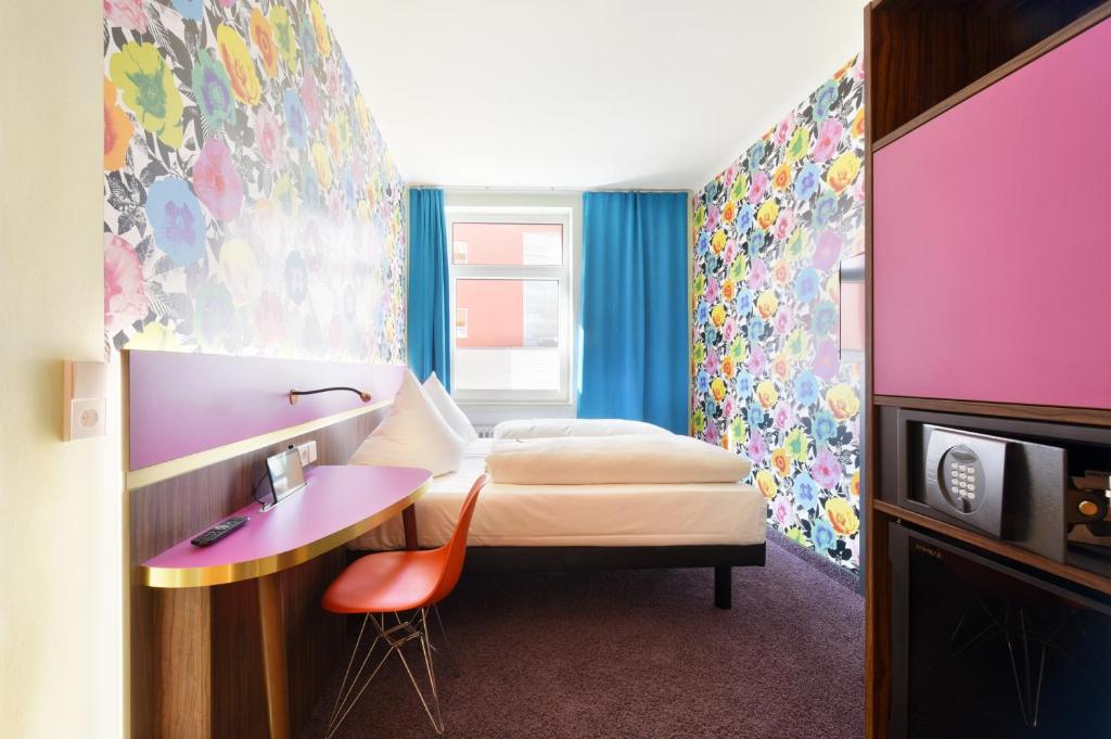 Cityhotel Thüringer Hof new CLASSIC - Self Check-In - Resim 20