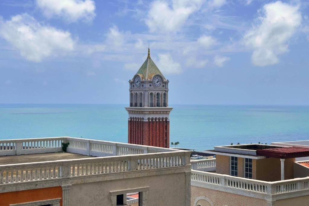 Studio Nhìn Ra Biển