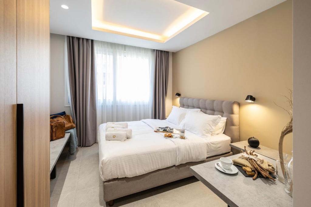 DOMIOS Suites Athens - Resim 8