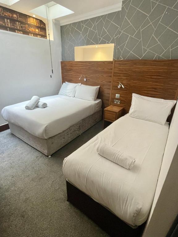 
Superior Triple Room
