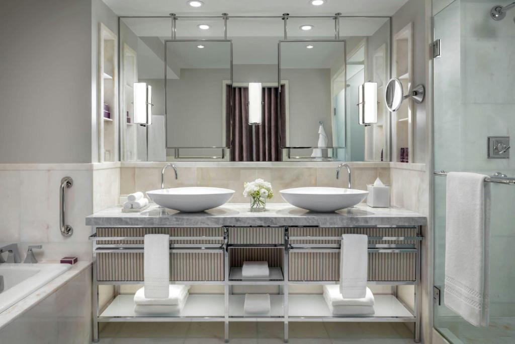 The Ritz-Carlton, Toronto - Resim 43