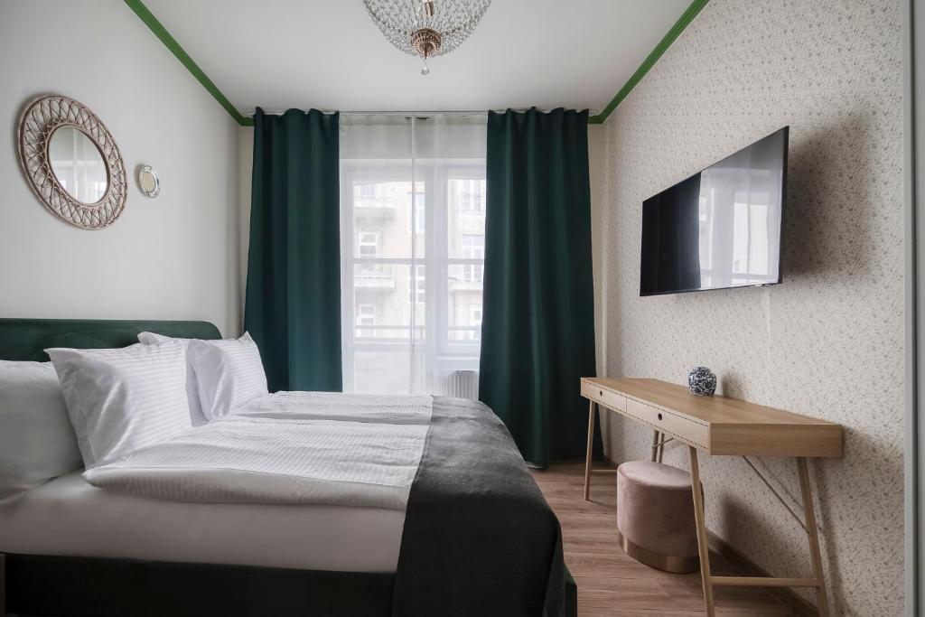 Anmut by Revelton - 1