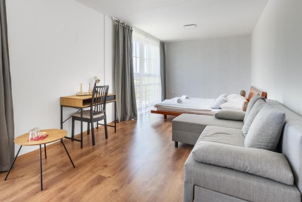 Hotel and Park Divoká Voda - Resim 4