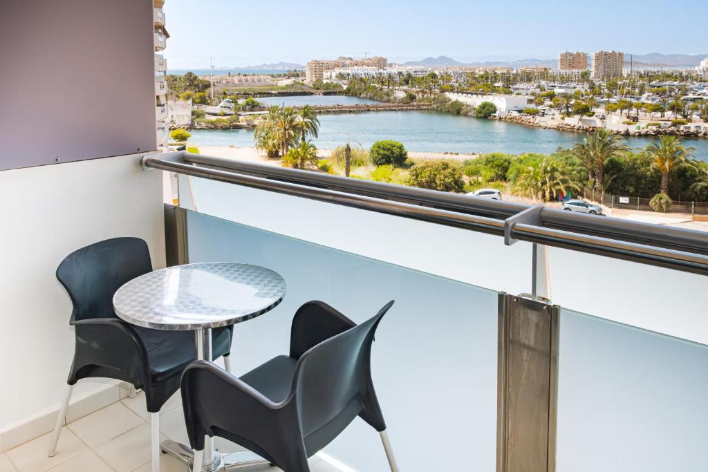 Un balcón o terraza de Bakour La Manga Splash