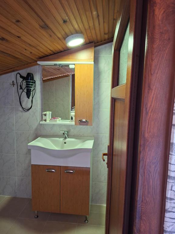 GÖL PENSION Adult Only 16 Plus - 8