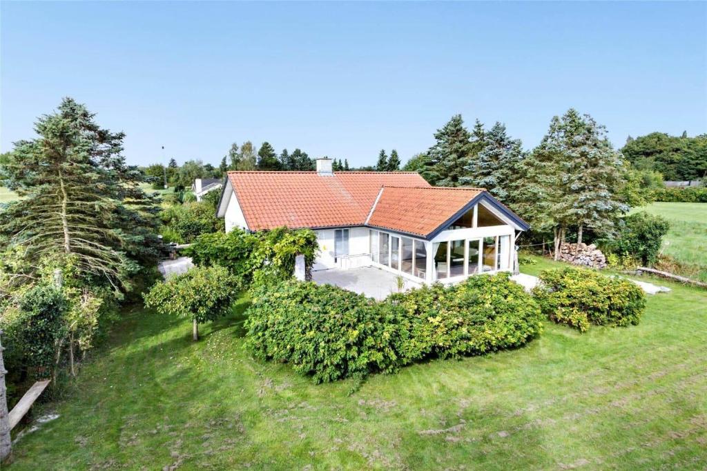 an aerial view of a house at R744-Rodvig-Poppelager-7 in Rødvig