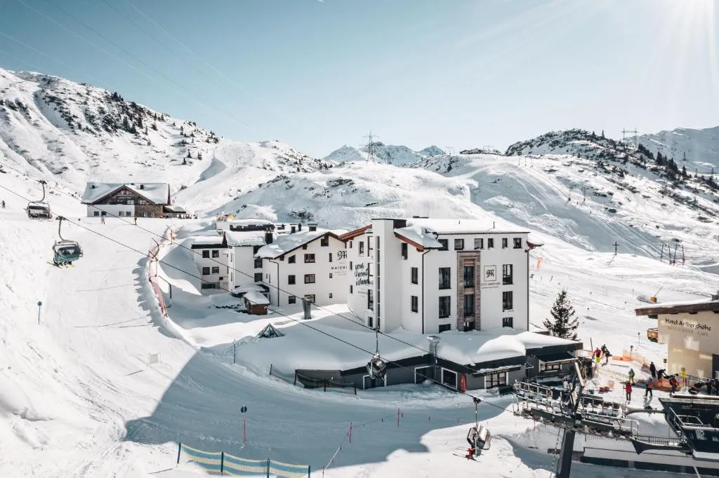 Hotel Maiensee, St. Christoph am Arlberg, 1,793 m